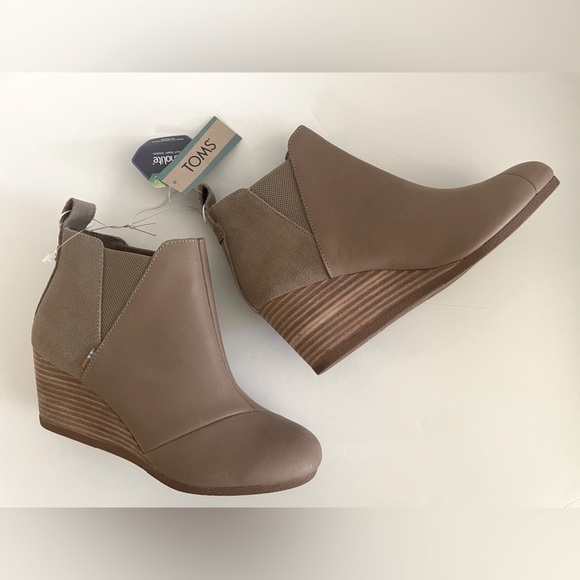 Toms Shoes - Toms Kelsey Wedge Bootie Size 8 NWT